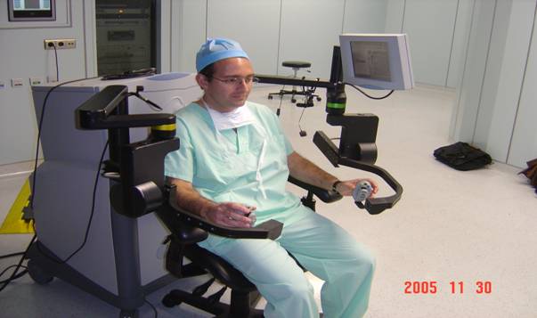 pic109_remote_surgery.JPG